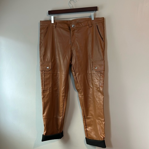 Brown Vegan Leather Pants Large - Picture 8 of 9